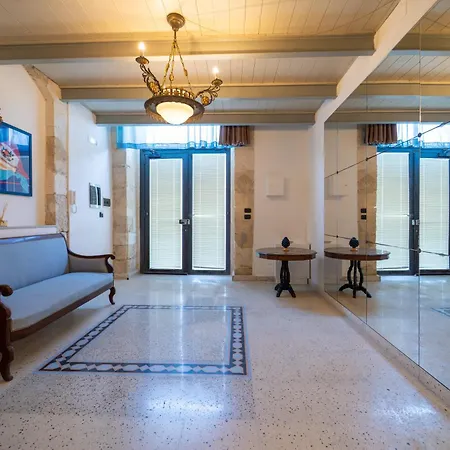 Апартаменты La Casa Sulla Darsena *